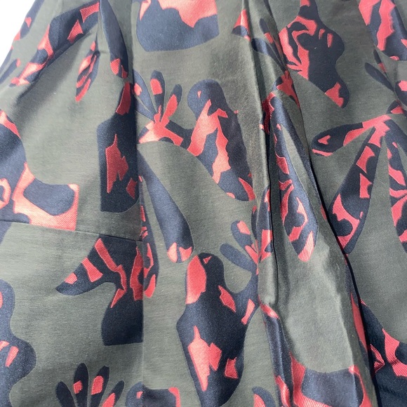 Banana Republic skirt - Picture 2 of 4